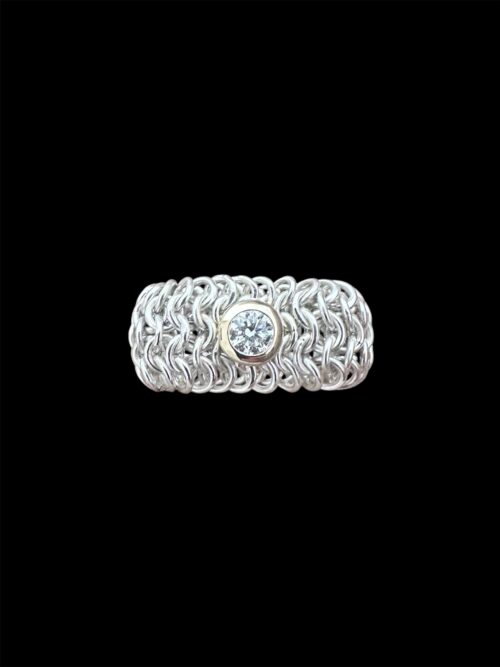 Chainmail Round-Cut Diamond Ring